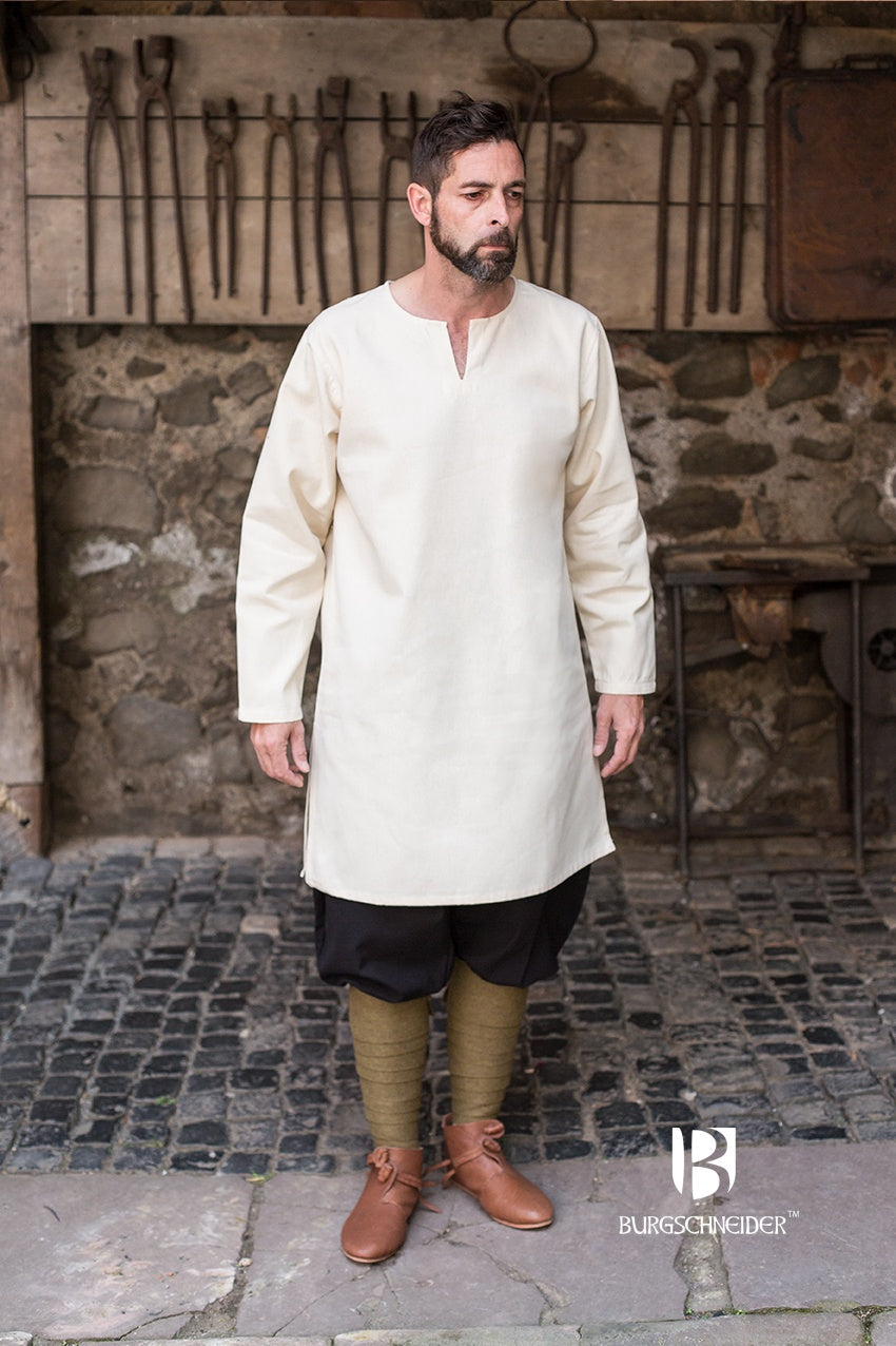 Under Tunic Leif (visible used)