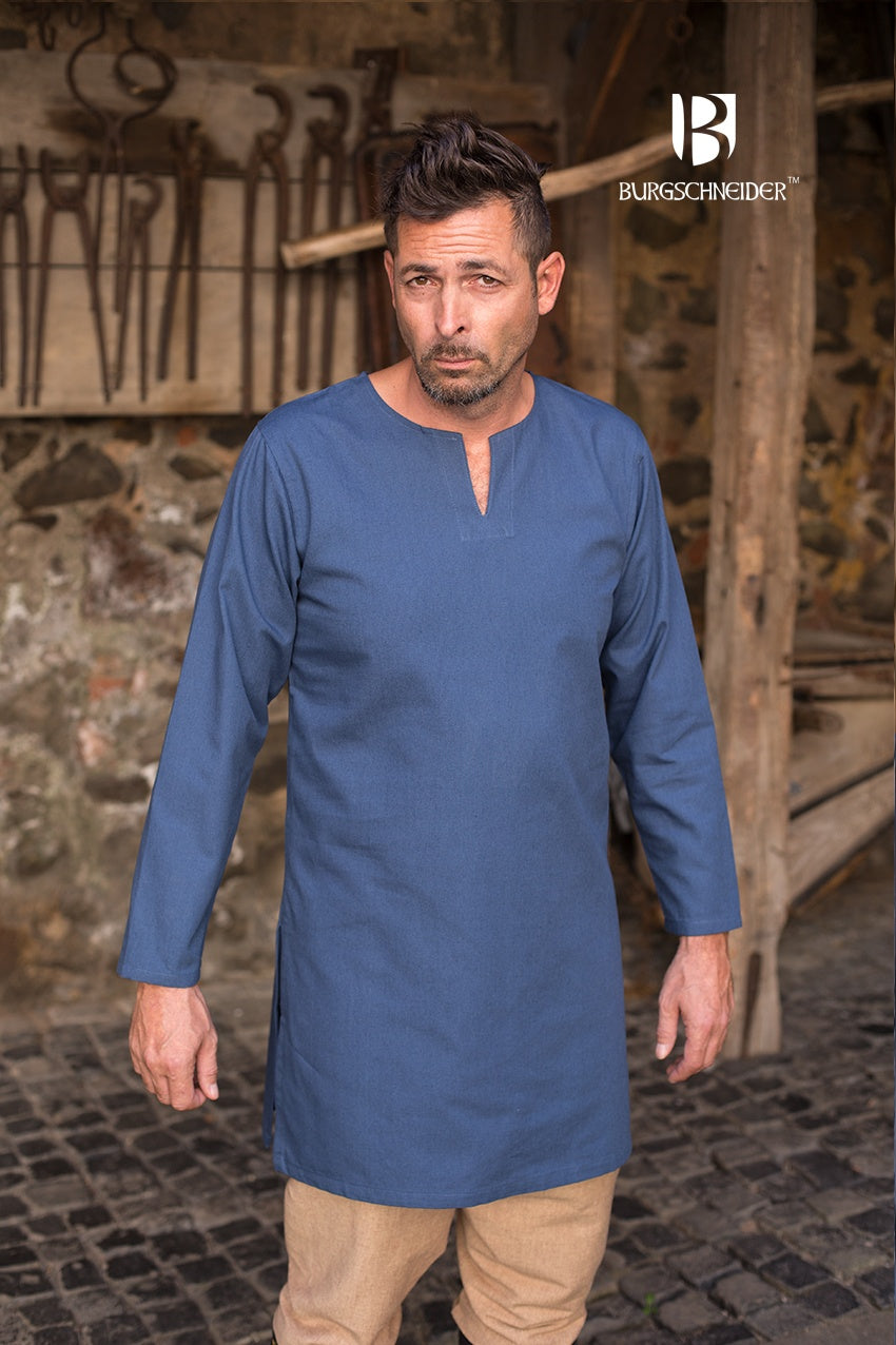 Under Tunic Leif (visible used)