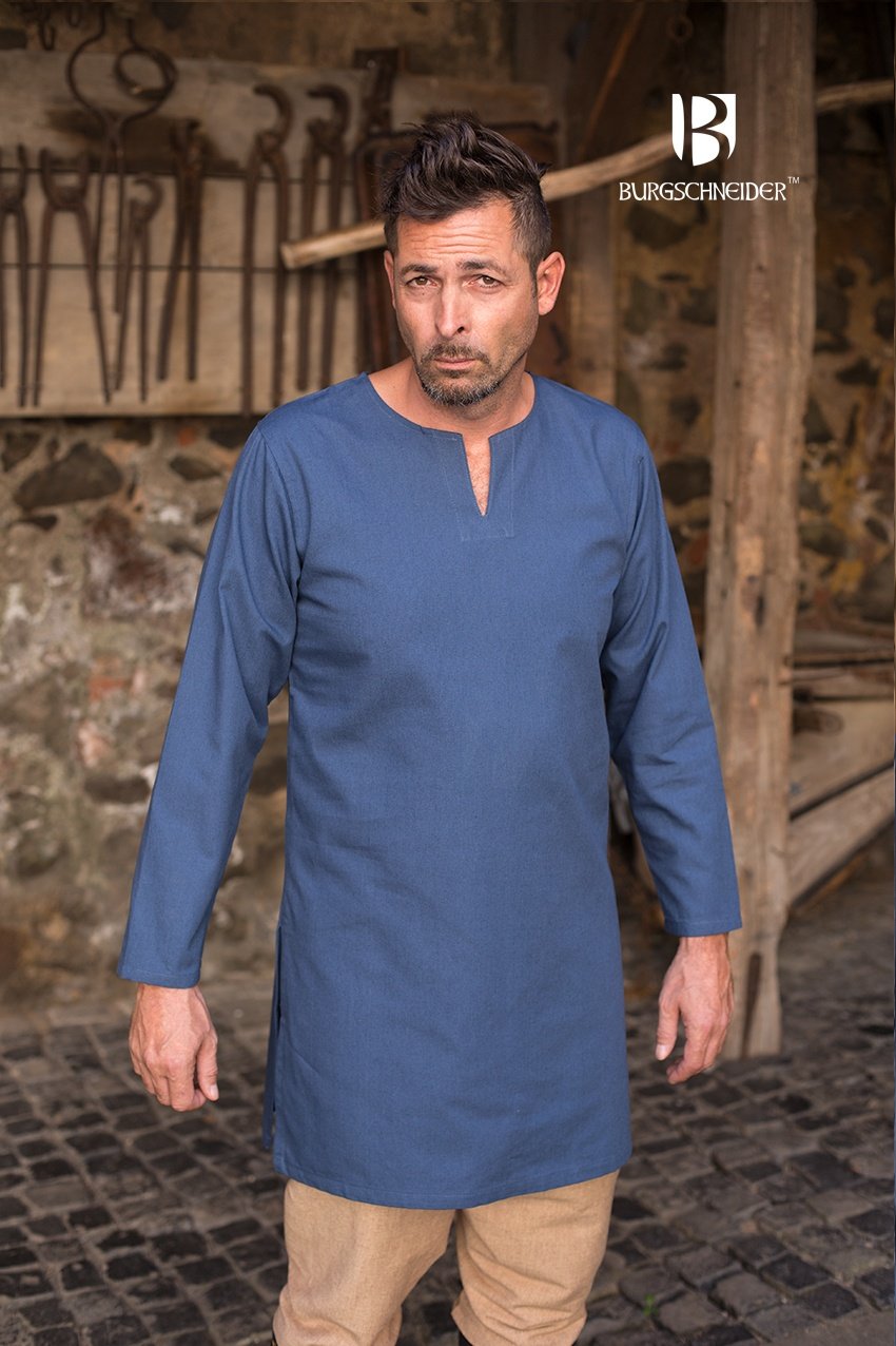 Under Tunic Leif (visible used)