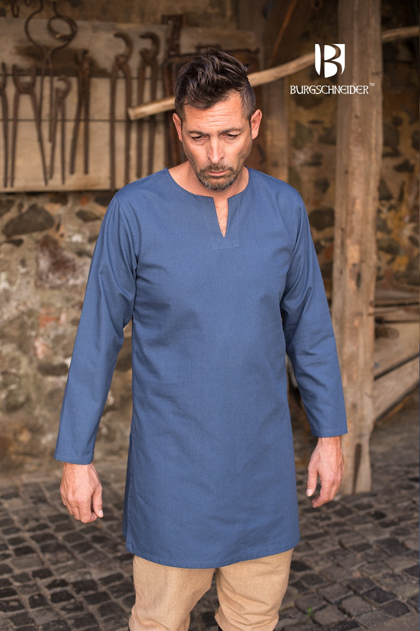 Under Tunic Leif (visible used)